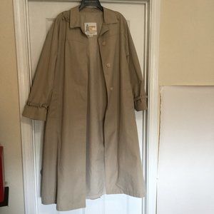 VTG London Fog Size 12-M Trench Coat With Hood GUC